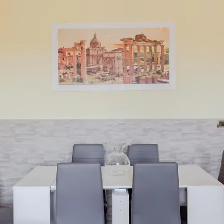 Daire Le Rondini Apartment, 5 Persone, 2 Balconi, Policlinico Tor Vergata E Casilino *